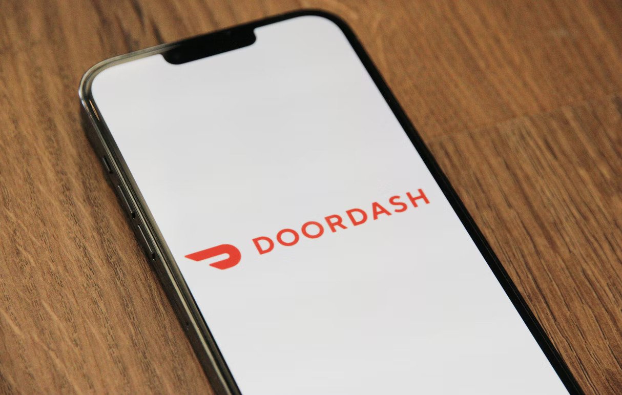 DoorDash Logo